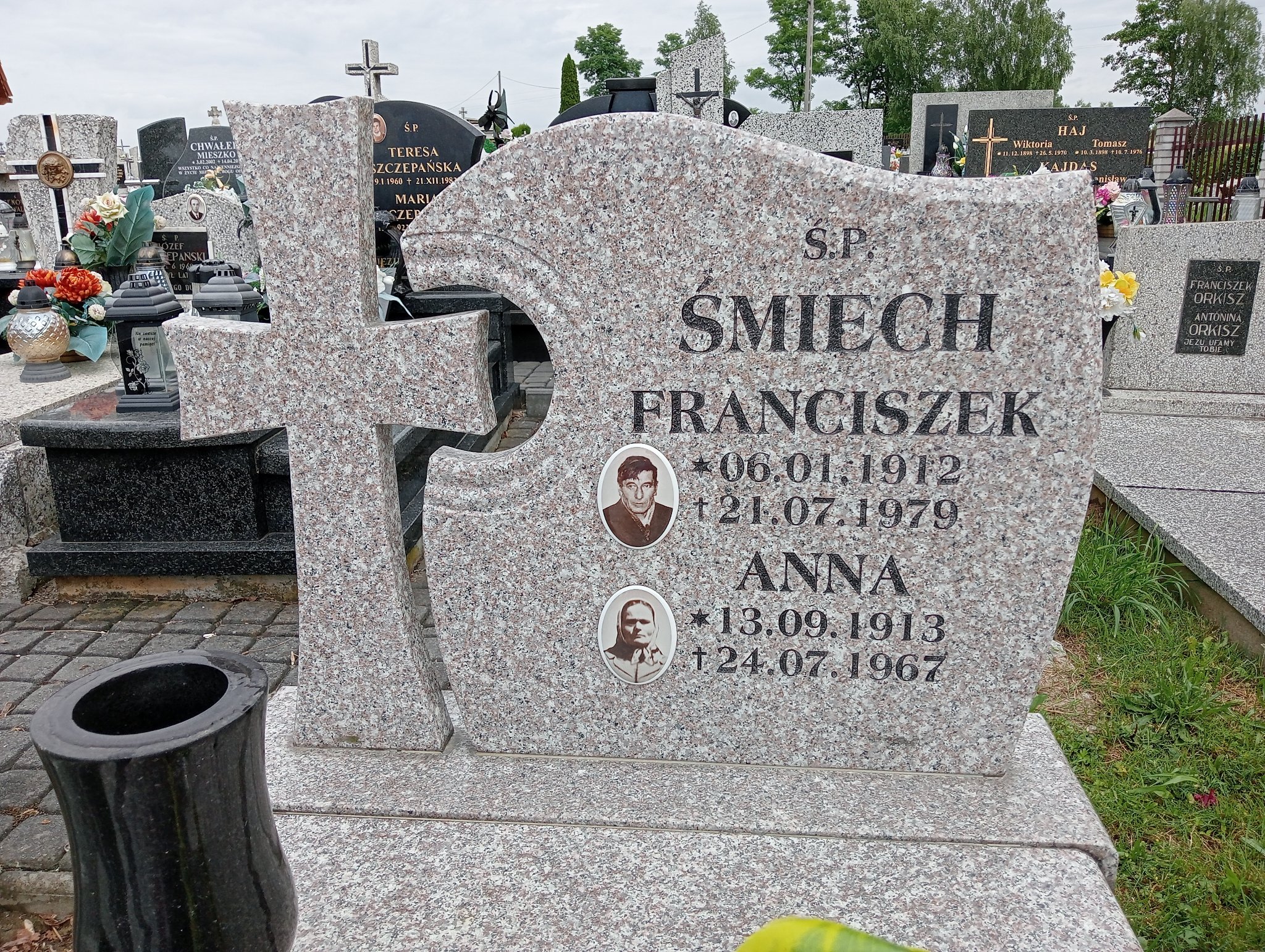 Anna Śmiech 1913 Woźniki - Grobonet - Wyszukiwarka osób pochowanych